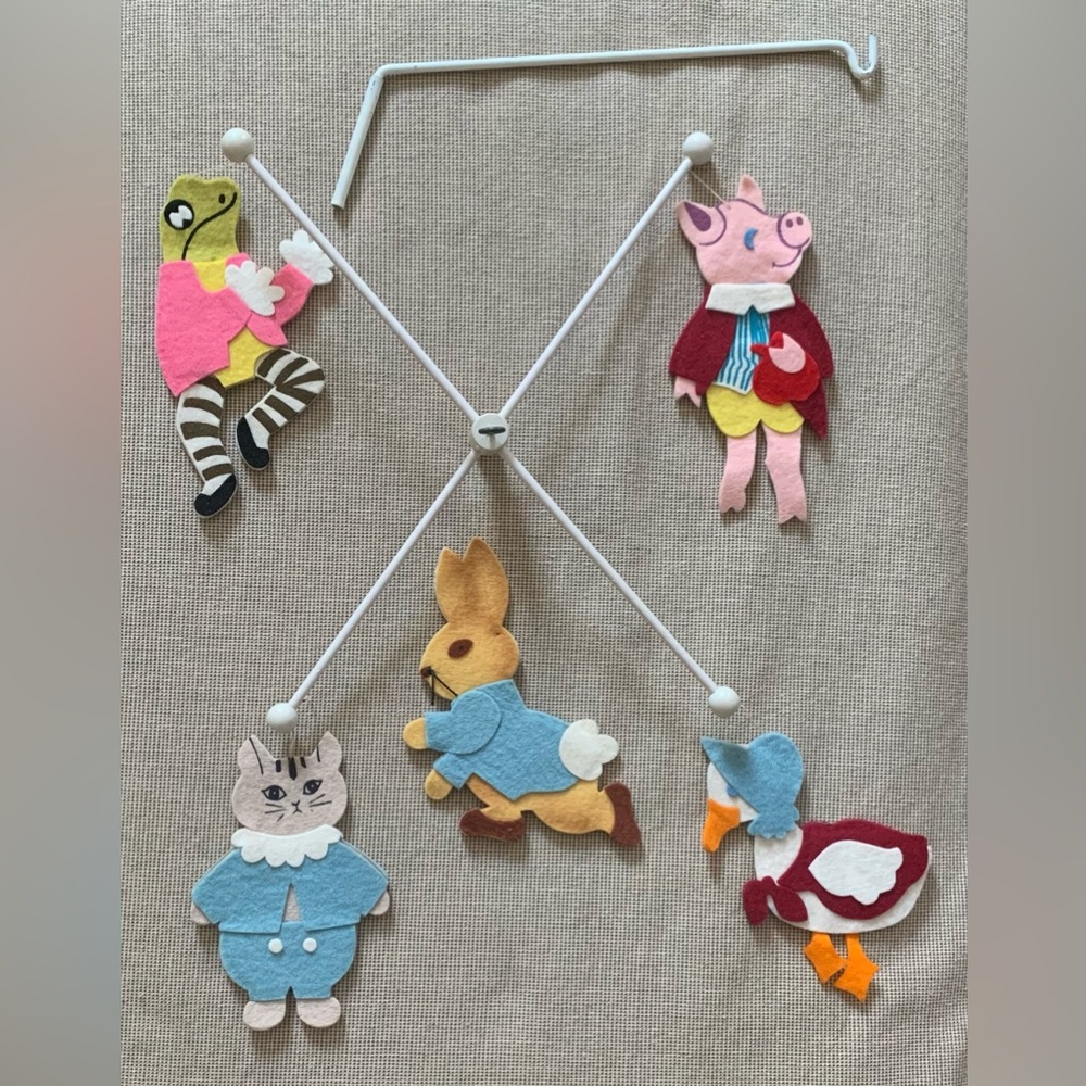 Animal Friends Baby Mobile